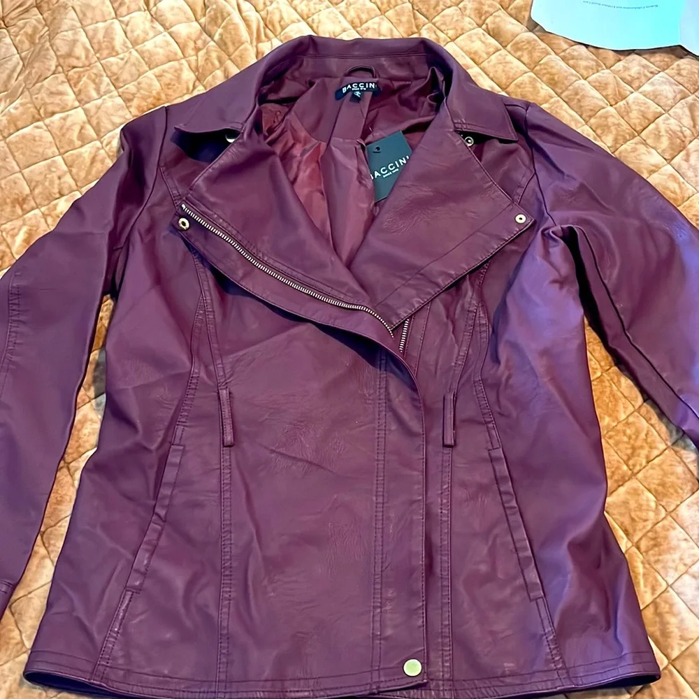 Women’s jacket - Picture 1 of 4